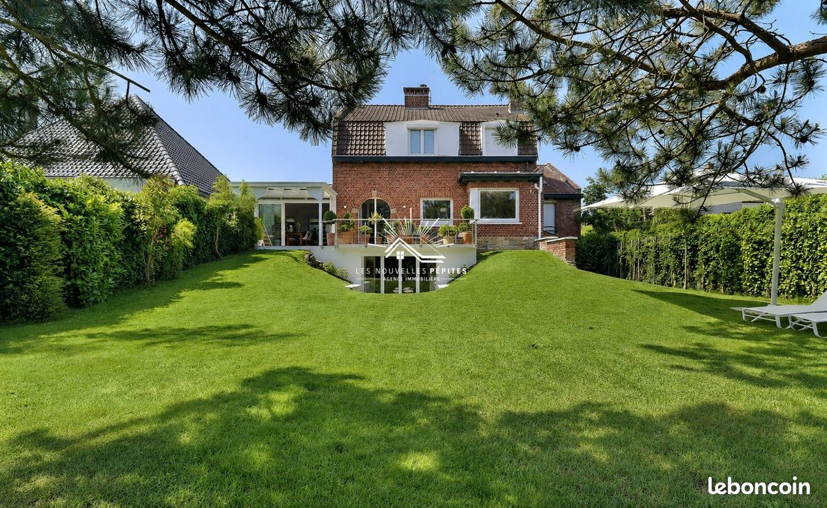 Maison 8 pièces 180 m² · à Toufflers · 180 m² · 669 000 €