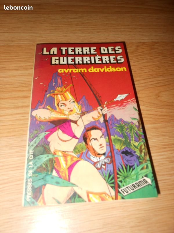 Lot de 14 Livres de science fiction Edition Futurama (Hal Dement - Christopher Priest - Algis Budrys - John Brunner - Doris Pisercha - E.C. Tubb - James Gunn - Octavia Butler - Avram Davidson - Brown) (image 16)