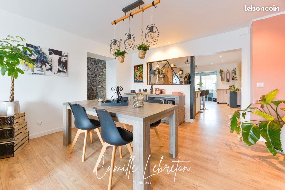 Maison 5 pièces 126 m² · à Vallet · 126 m² · 297 000 €