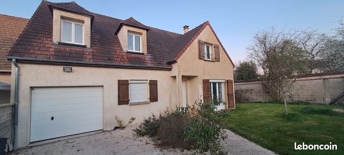 Maison 6 pièces 123 m² · à Moret-Loing-Et-Orvanne · 123 m² · 1 650 €/mois