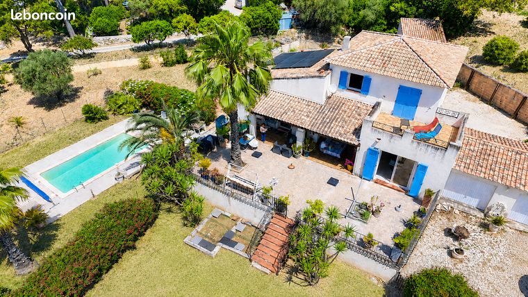 Villa 6 pièces 150 m²