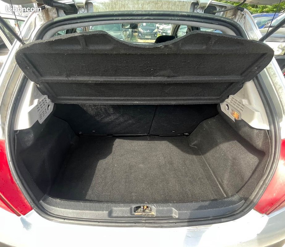 Peugeot 207 1.4 VTI 95 Ch Garantie (image 14)