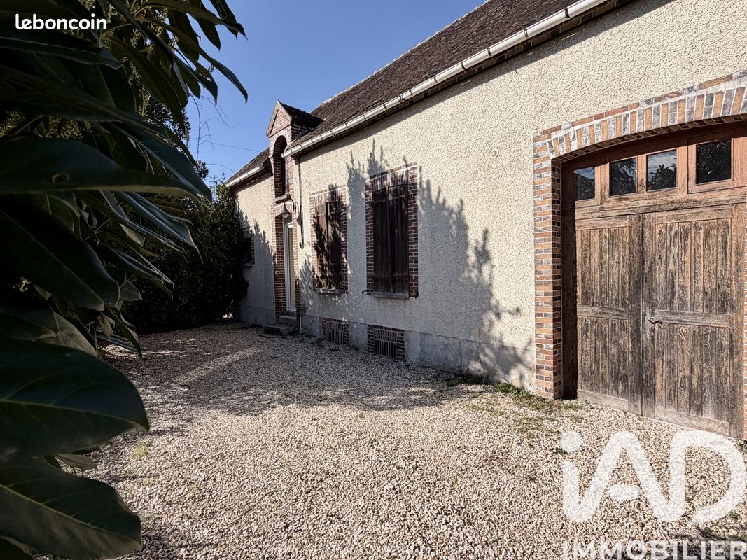 Maison 3 pièces 99 m² · à Étigny · 99 m² · 199 000 €