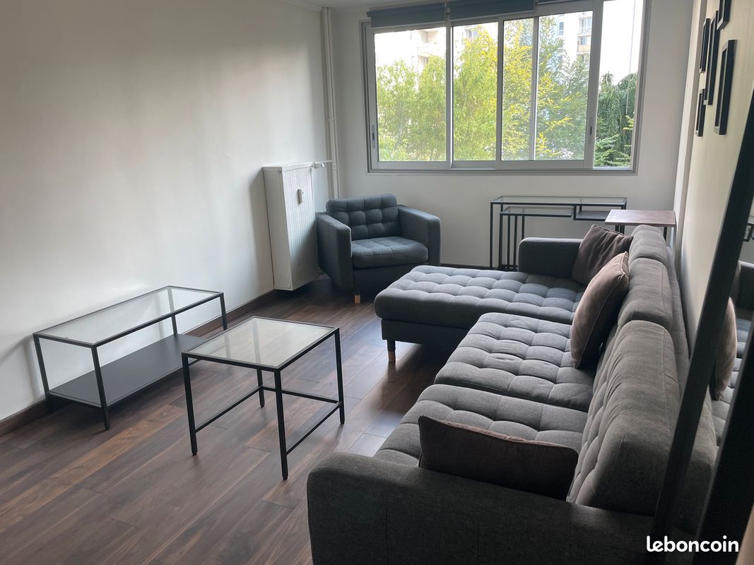 Appartement 2 pièces 50 m² · à La Madeleine · 50 m² · 990 €