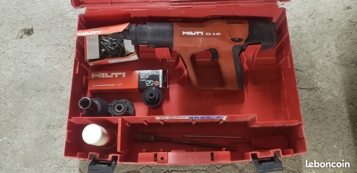 Cloueur Hilti DX A 40 Dans Sa Mallette - Occasion
