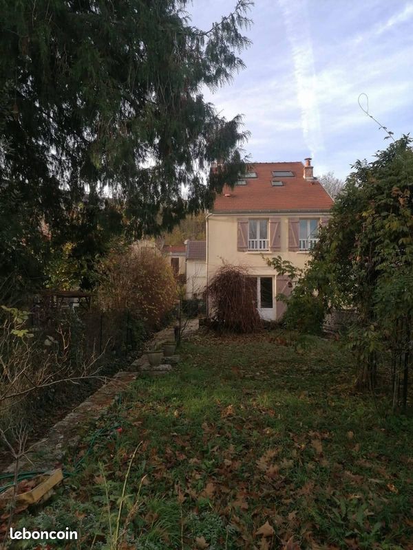 Maison 5 pièces 157 m² · à Fontainebleau · 157 m² · 475 000 €