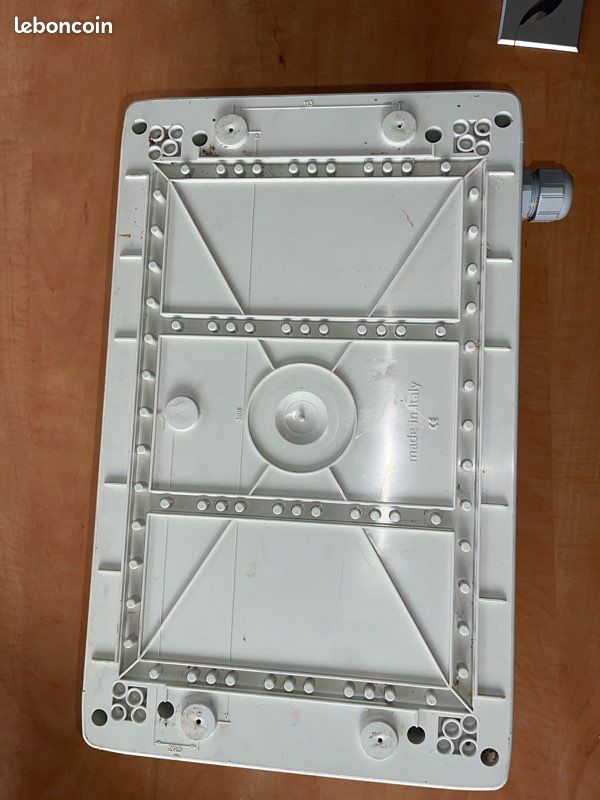 Coffret électrique étanche IP65 Schneider avec 3 prises – 38 × 24 × 14 cm (image 4)