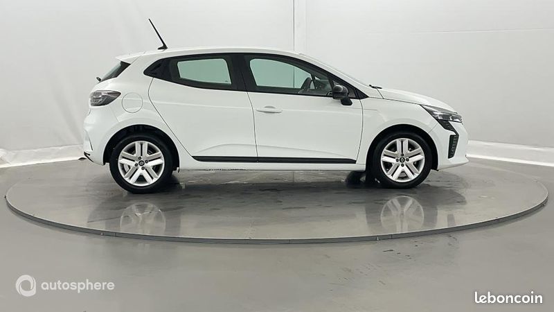 Renault Clio 1.5 Blue dCi 100ch Evolution - 24 (image 4)