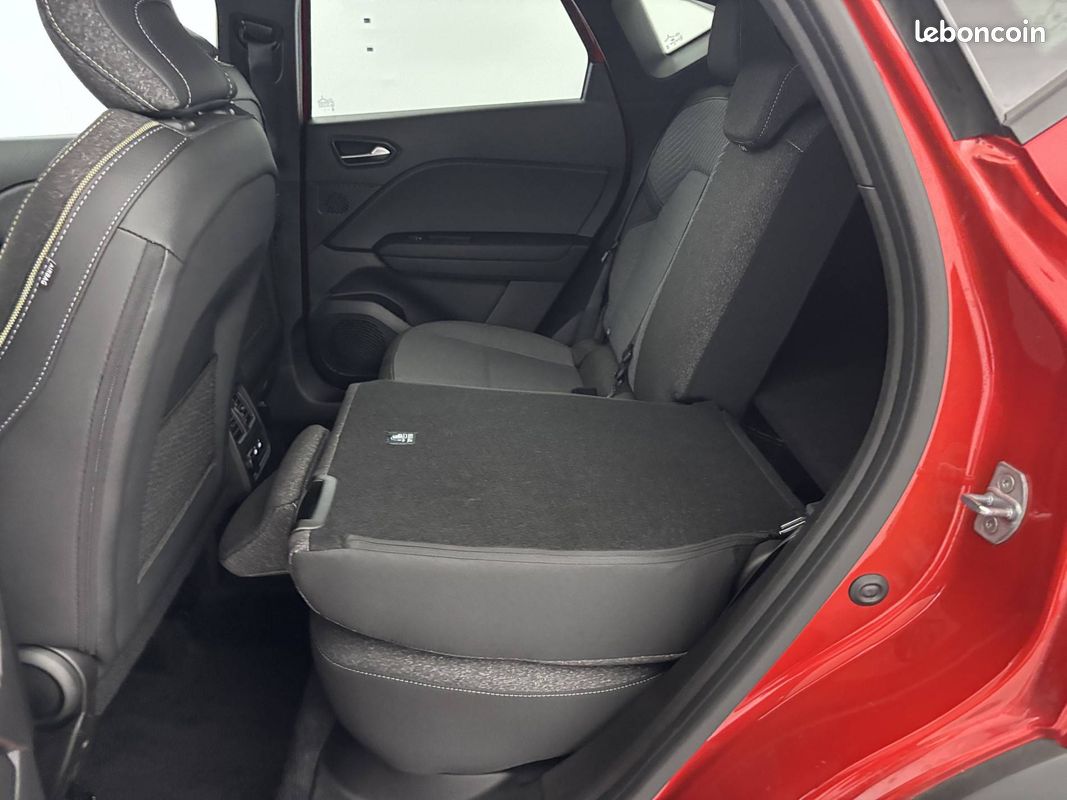 RENAULT Captur E-Tech full hybrid 145 ch Techno (image 30)