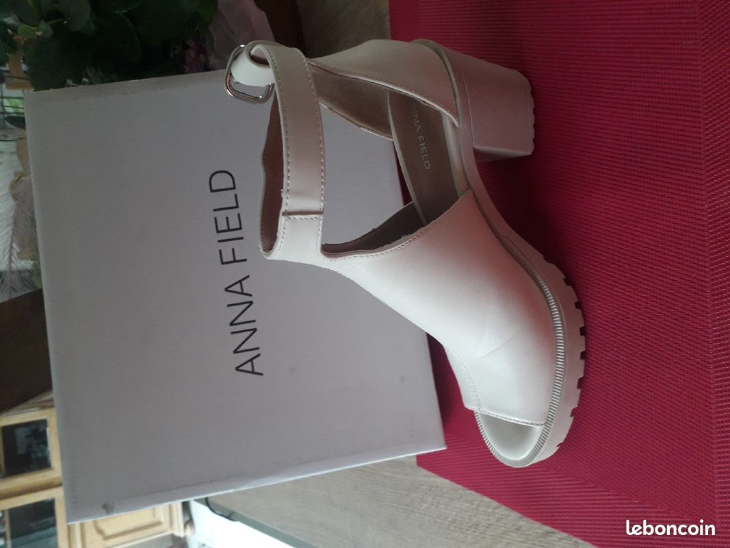 Chaussures (image 1)