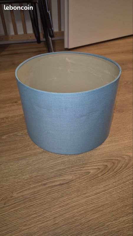 Abat-jour bleu (image 1)