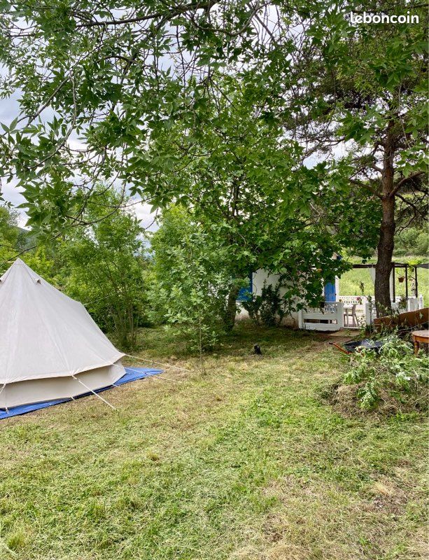 Terrain agricole avec mazet · à Lunas-les-Châteaux · 37 500 €