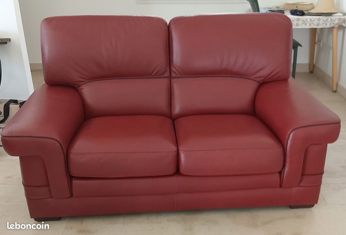 Beau canapé cuir bordeaux (image 1)