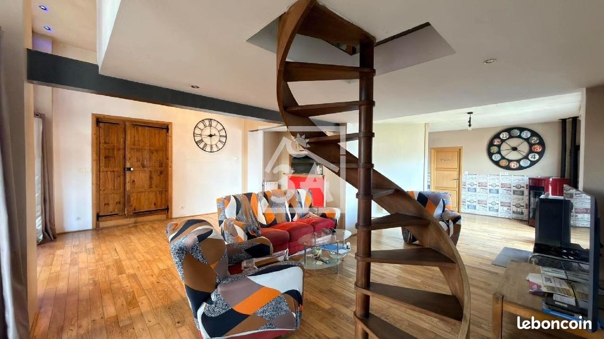 Maison 6 pièces 203 m² · à Blendecques · 203 m² · 189 720 €