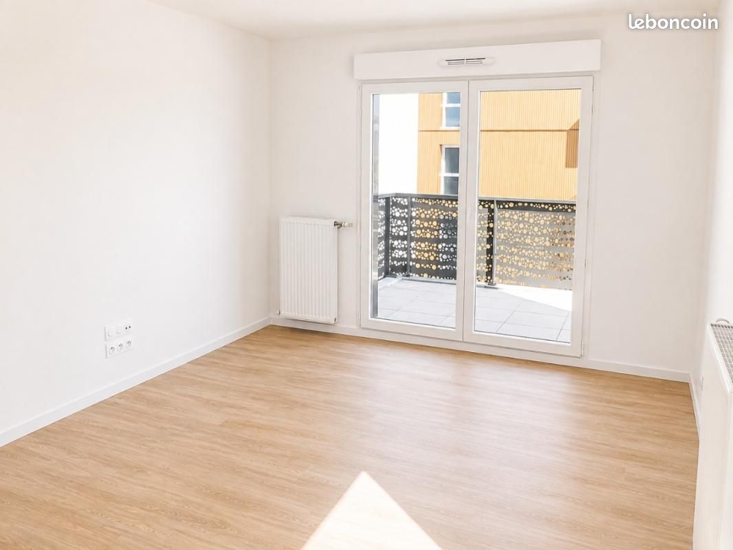 Appartement 2 pièces 45 m² · à L'Isle-d'Abeau · 45 m² · 615 €