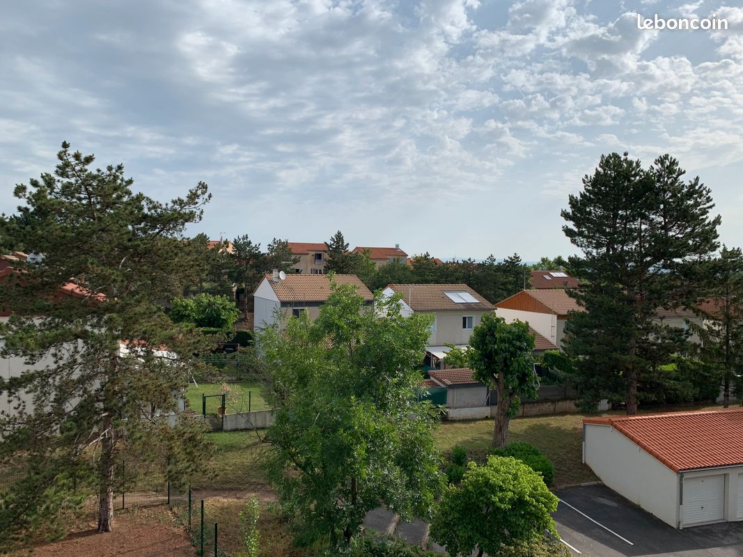 Appartement 4 pièces 79 m² · à Montbrison · 79 m² · 99 000 €