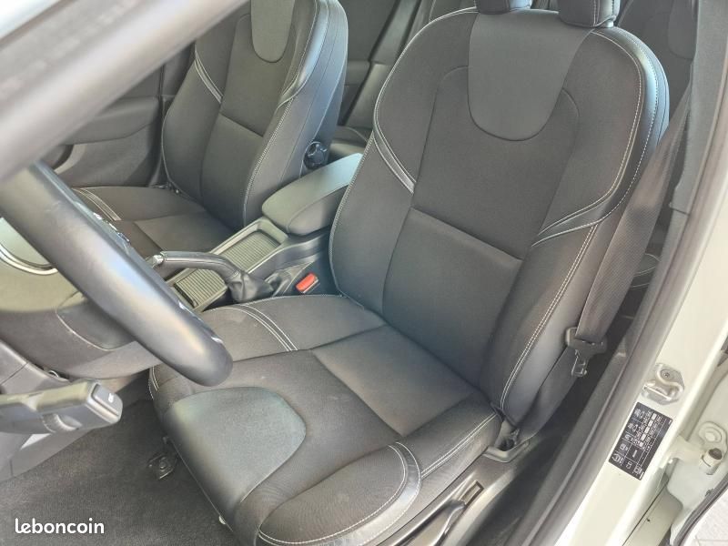 Volvo V40 D2 120ch Momentum Business Geartronic (image 14)