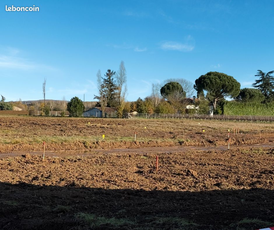 Terrain 450 m² Lagrave · 46 000 €