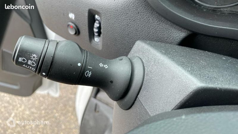 Renault Master Véhicule utilitaire ou Société F3500 L3H1 2.3 Blue dCi 145ch Confort EuroVI (image 23)