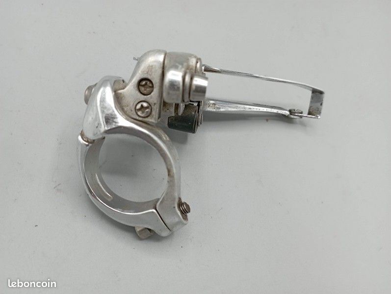 Dérailleur Avant Shimano 105 FD-1055 Vintage – Brasage Avec Adaptateur Pince 1 3/8 – 7 Vitesses