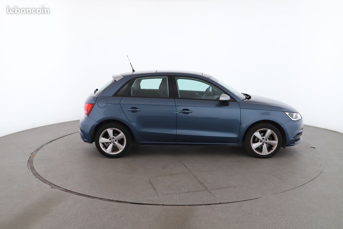 Audi A1 Sportback 1.0 TFSI Ultra Ambiente S Tronic 95 ch (image 13)