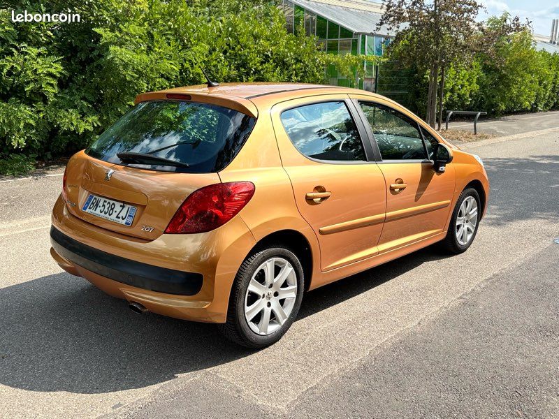 Peugeot 207 Sport 1.6 HDi 109 ch – CT OK – Très bon état (image 2)