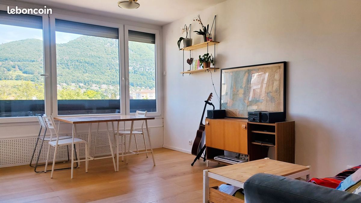 Appartement 3 pièces 65 m² · à Annecy · 65 m² · 1 370 €