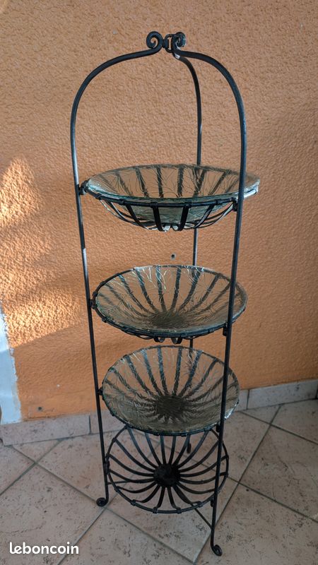 Sellette 3 plateaux fer forgé et verre (image 2)