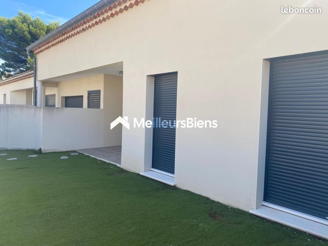 Maison 4 pièces 282 m² · à La Fare-les-Oliviers · 282 m² · 435 000 €