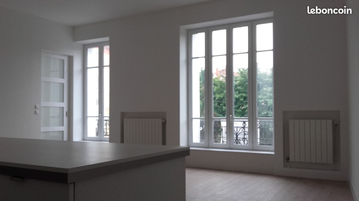 Appartement 2 pièces 65 m² · à Roanne · 65 m² · 640 €