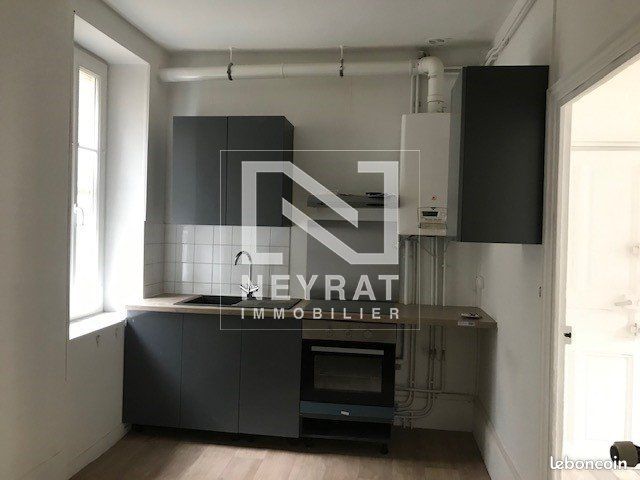 Appartement 3 pièces 65 m² · à Autun · 65 m² · 450 €