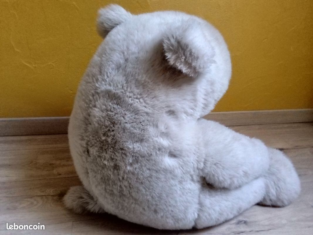 Peluche géante Ours polaire (image 2)