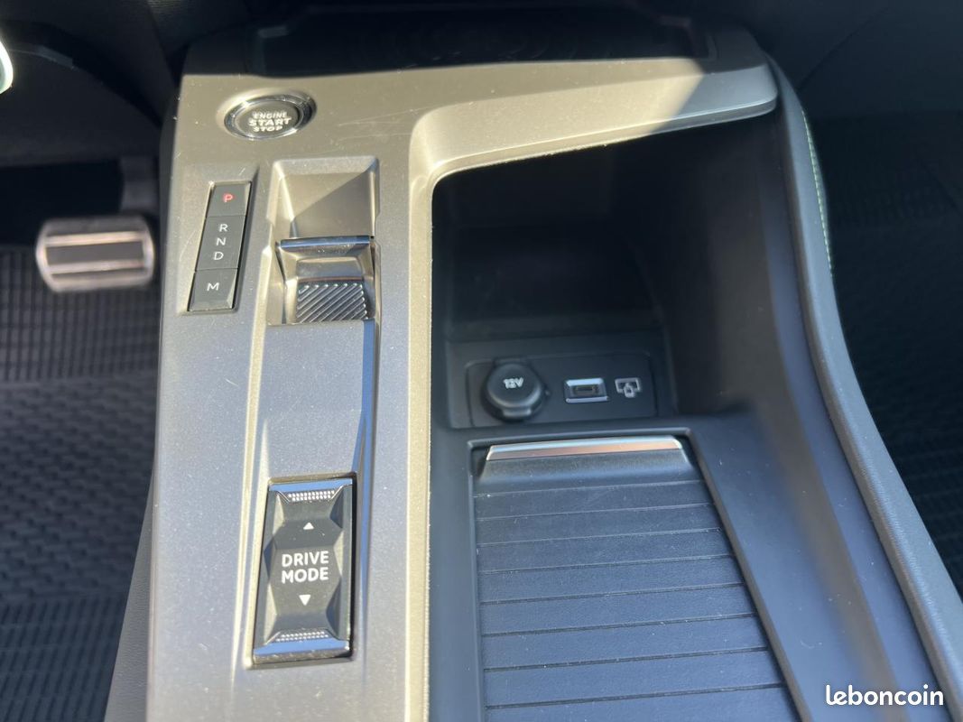 Peugeot 408 1.2 130 eat8 gt (image 26)
