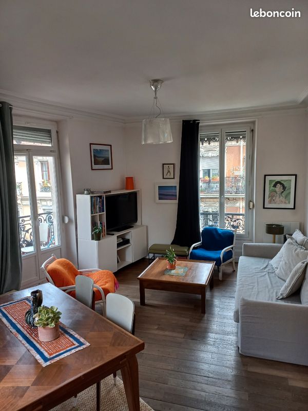 Appartement 2 pièces 57 m² · à Grenoble · 57 m² · 900 €