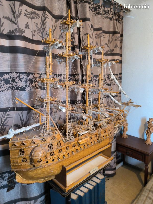 2 grands Bateaux fabrication artisanal (image 1)