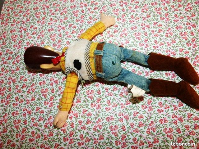 Figurine de 30 cm : Woody Toy Story (image 2)