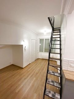 Appartement a louer paris-1er-arrondissement - 2 pièce(s) - 31 m2 - Surfyn