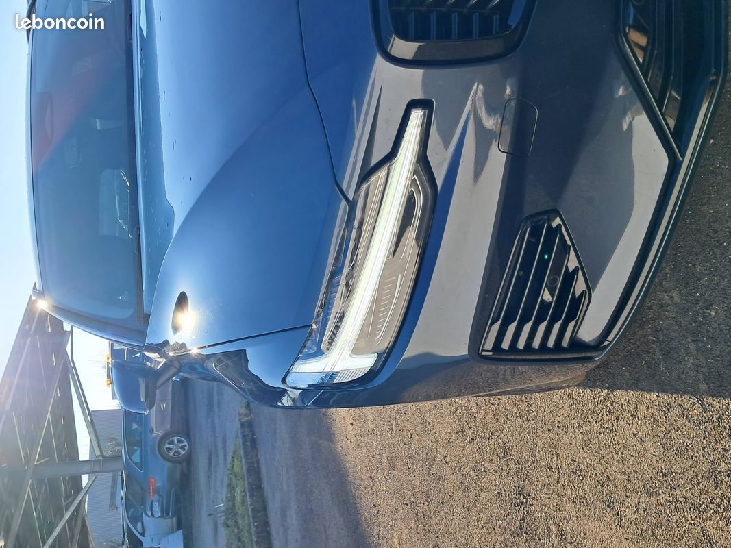 VOLVO V60 T6 AWD Hybride Rechargeable 253 ch + 145 ch Geartronic 8 Plus Style Dark (image 21)