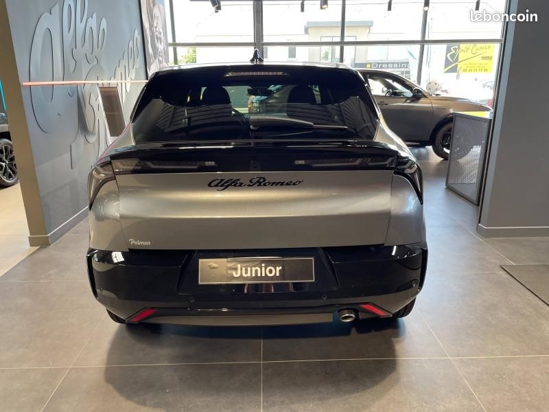 Alfa romeo Junior 1.2 Ibrida 145ch Premium e-DCT6 Q4 (image 3)