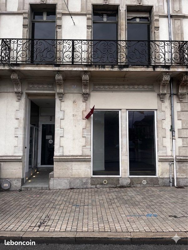 Local commercial 2 pièces 48 m² · au Mans · 48 m² · 1 250 €/mois