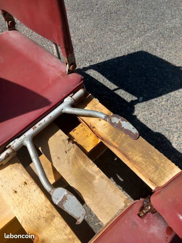 Strapontin vehicule ancien (image 2)