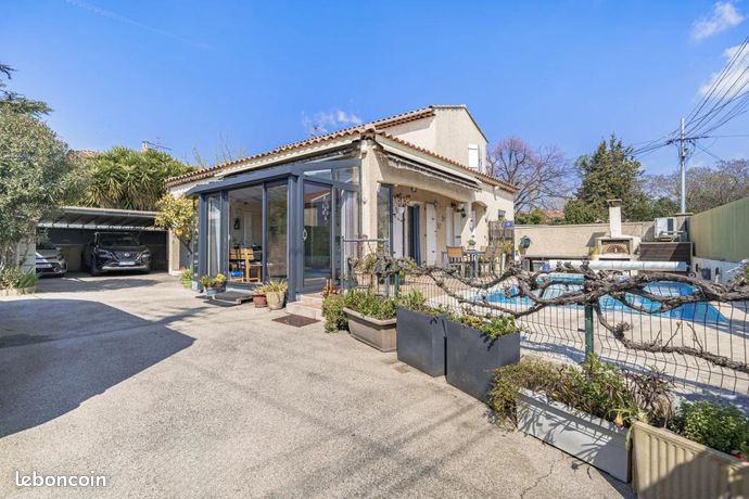 Villa 4 pièces 100 m² — 2