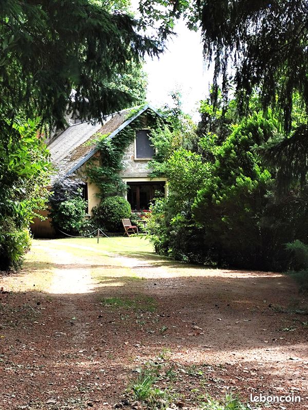 Maison 5 pièces 145 m² · à Lormes · 145 m² · 50 000 €
