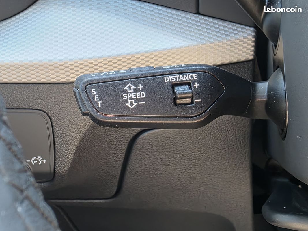 Audi Q2 35 TFSI 150CH BUSINESS LINE S TRONIC 7 (image 19)