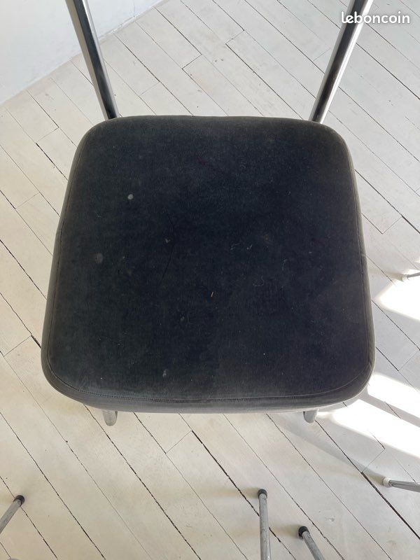 4 chaises vintage, modèle unique (image 4)