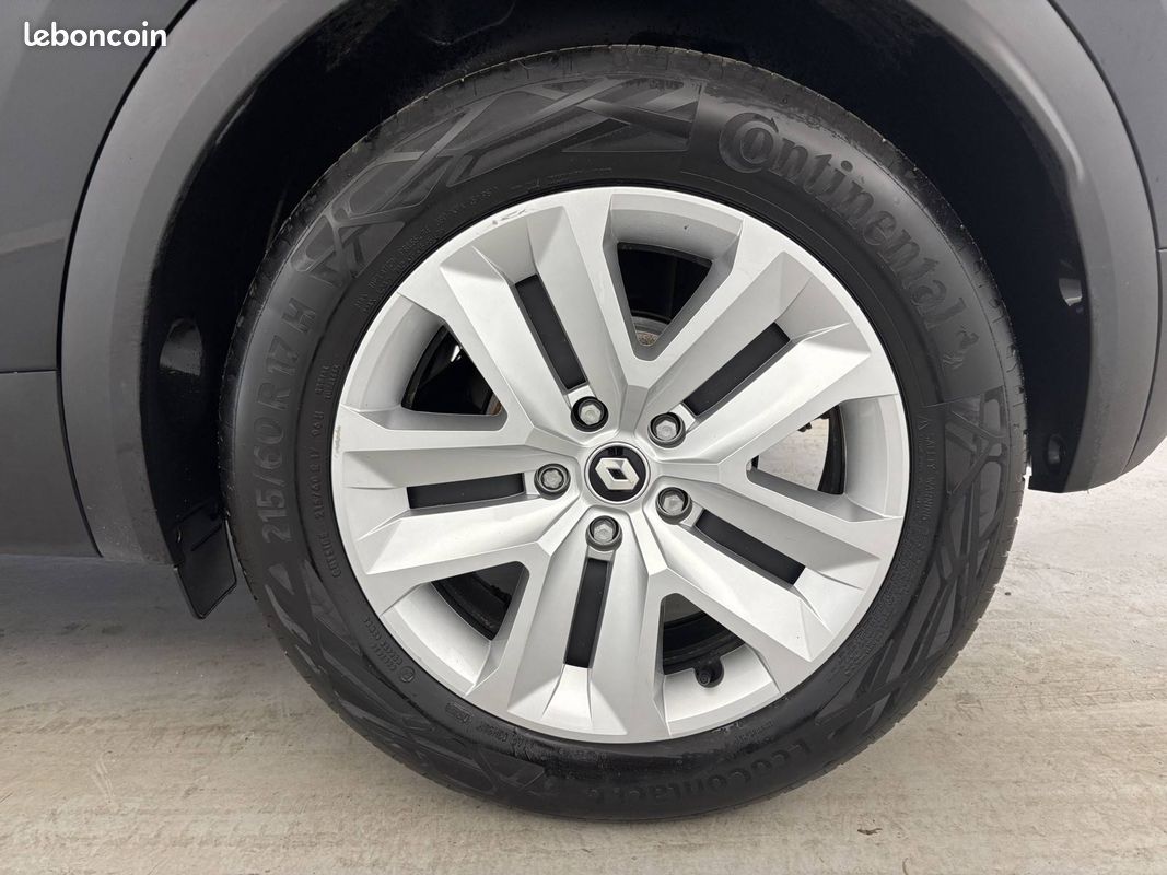 RENAULT Captur E-Tech 145 - 21 Business (image 20)