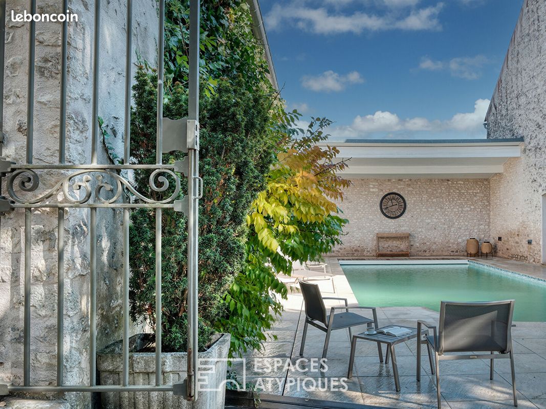 Maison 10 pièces 570 m² · à Janville-en-Beauce · 570 m² · 840 000 €