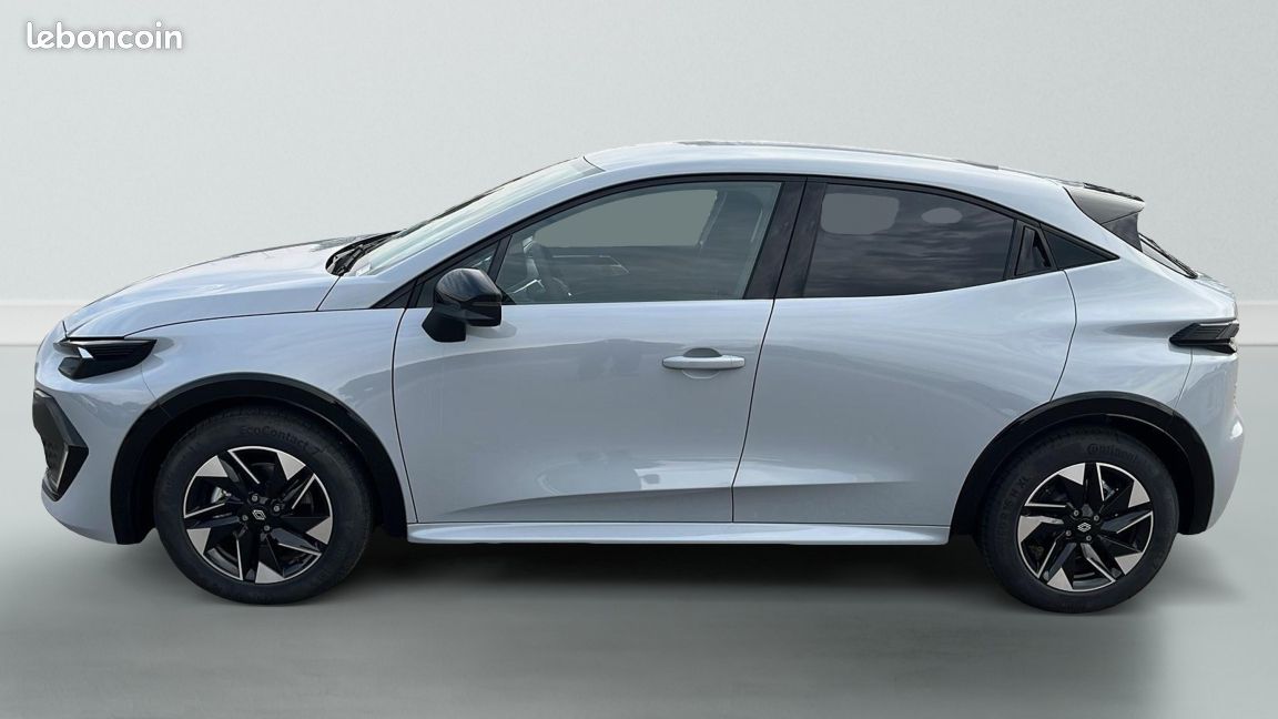 Renault Clio 6 VI Techno E-Tech hybrid 160 Ja 18' Cam 360 (image 8)