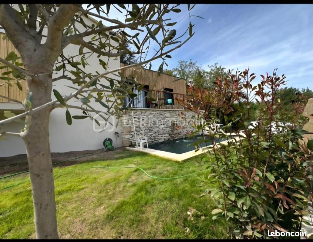 Maison 4 pièces 100 m² · à Saint-Martin-de-Castillon · 100 m² · 499 000 €