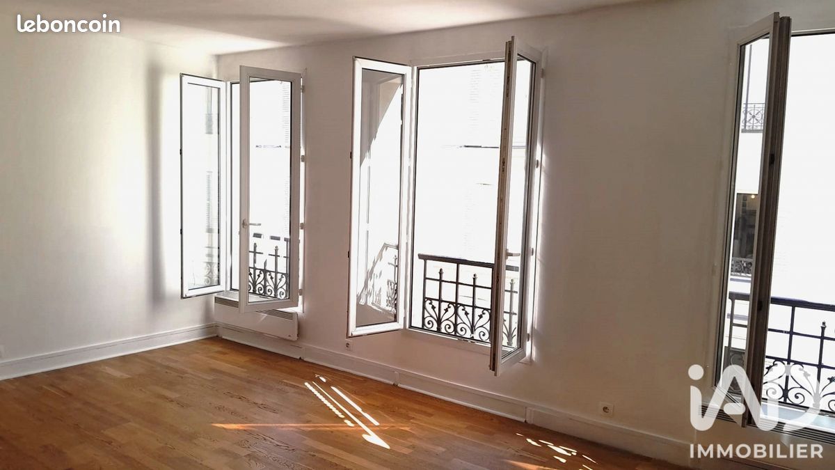 Appartement 2 pièces 43 m² · à Paris · 43 m² · 379 000 €